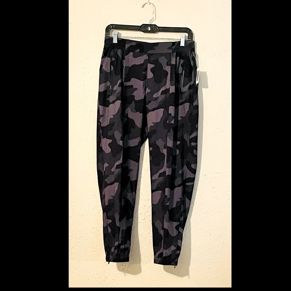 Old Navy Camo Joggers